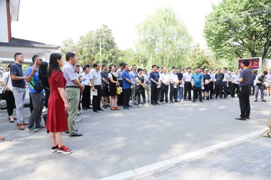 https://news.xidian.edu.cn/__local/f/06/10/dbfc7f4e618b9dc1bfe1ad3fd1d_d1d9d3bf_9349.jpg